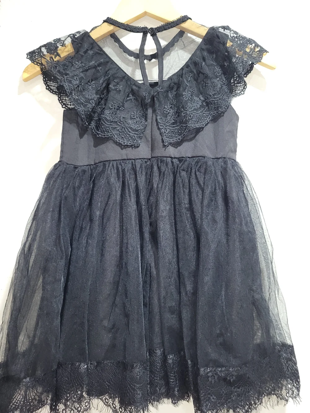 SHEIN Black Lace & Tulle Girls' Formal Dress
